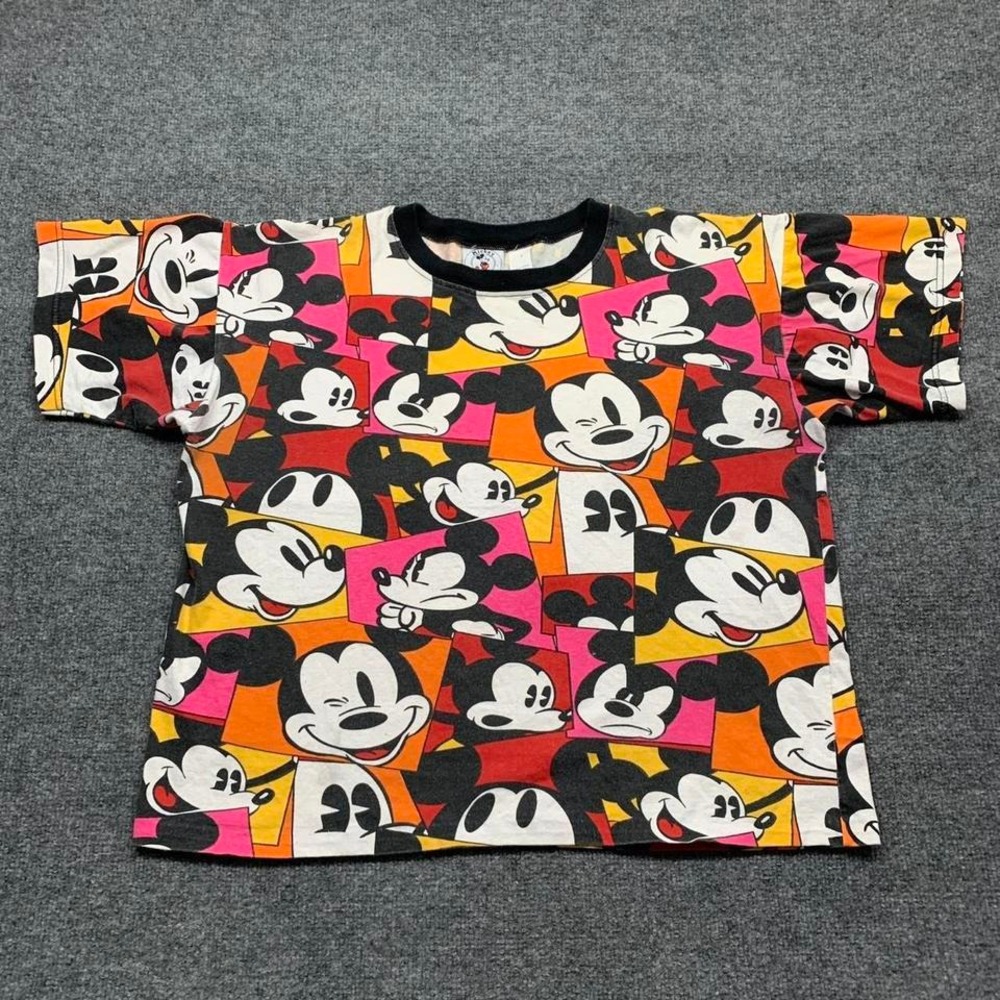Vintage Mickey & Co. All Over Print T-shirt Size Large